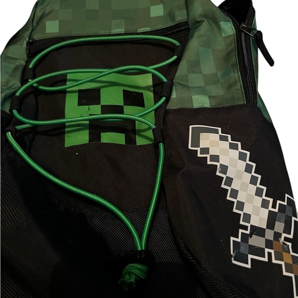 Green and Black Minecraft Backpack - Picture 4 of 6